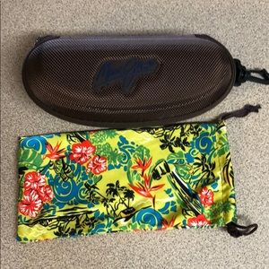 Maui Jim zipper case and soft microfiber case